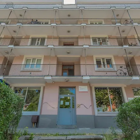 Modern Near Downtown By Renters
